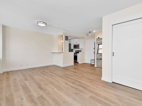 4th image of 345 E 81st St APT 20H