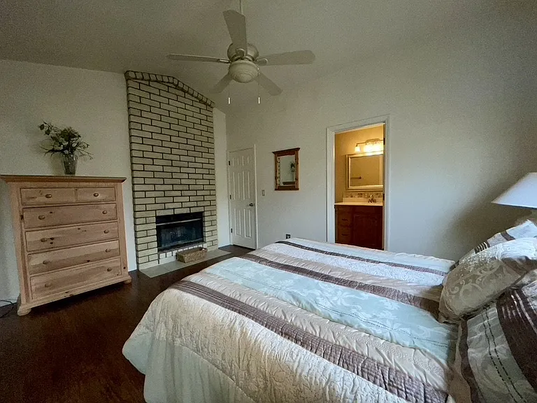 3375 Sharon Ln — Photo 11