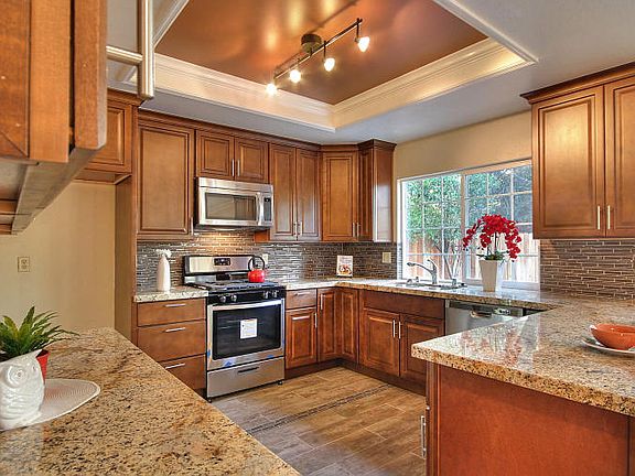 5th image of 32220 Minturn Ct