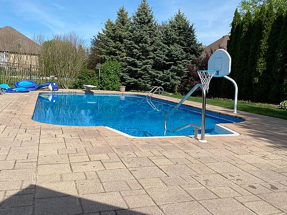 4th image of 10825 Caribou Ln