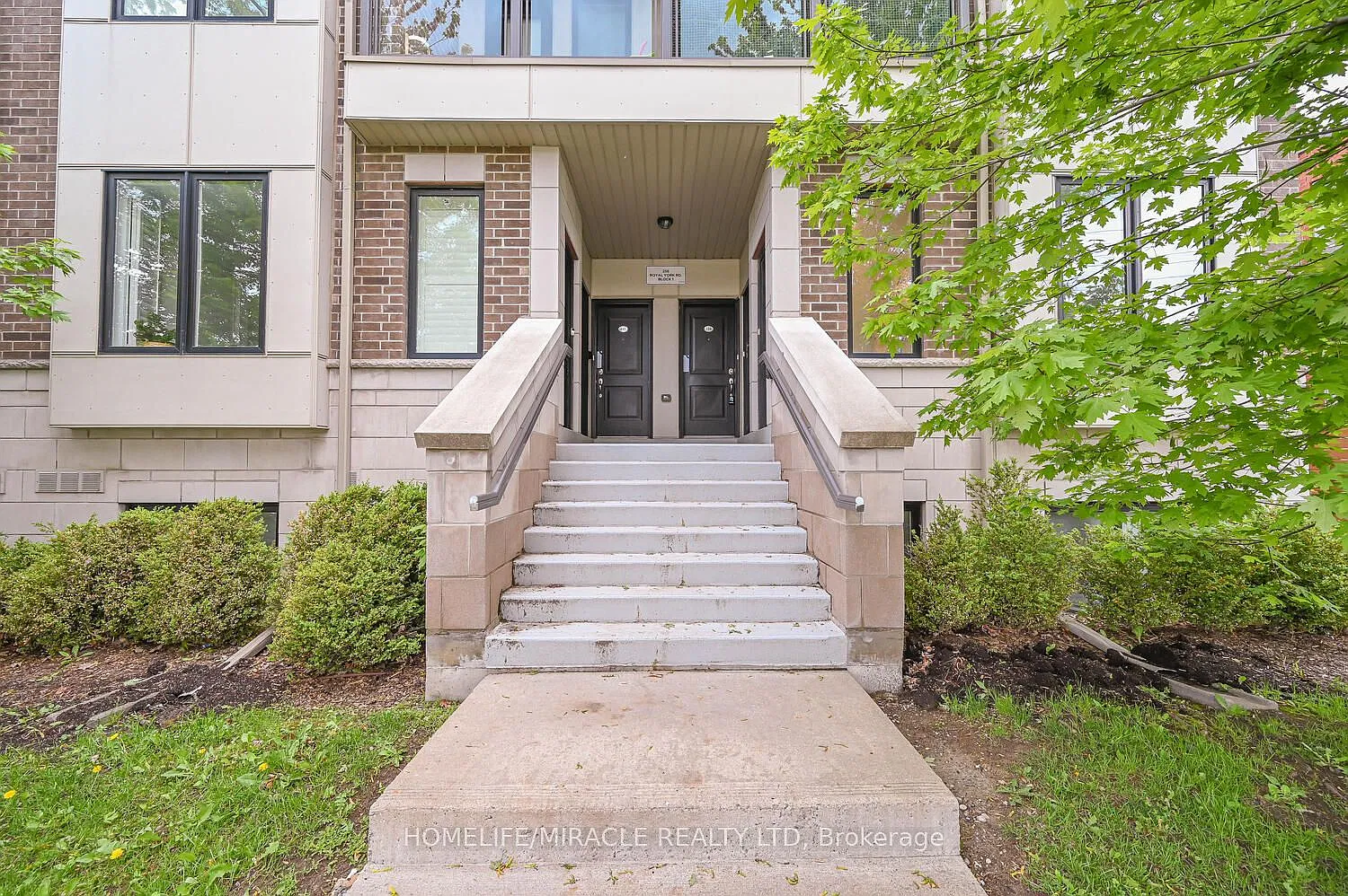 2 bed, $3,100 — Photo 1