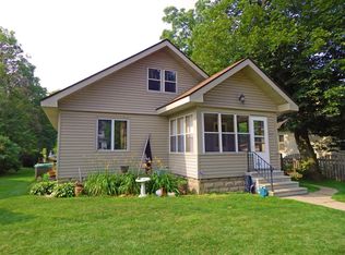 626 E Hazel St, River Falls, WI 54022