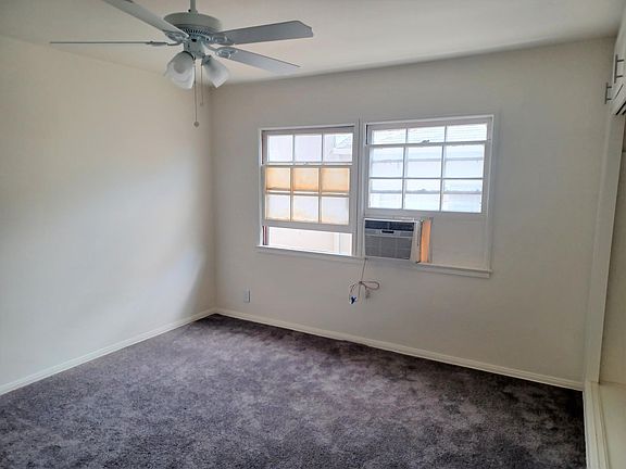 4th image of 8577 Holloway Dr #3-1/2