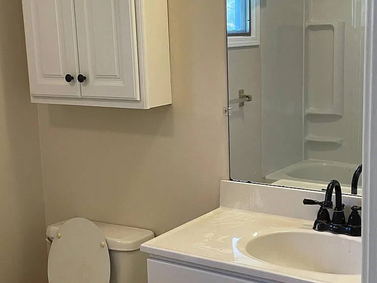 212 Sunshine Dr #L — Photo 18