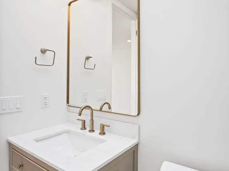 270 26th Ave #9 — Photo 13