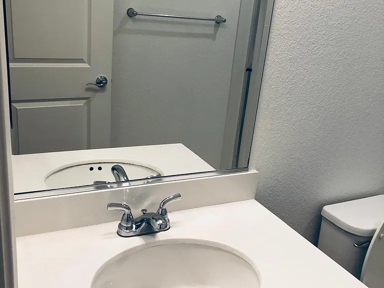 E Angelina Ave — Photo 10