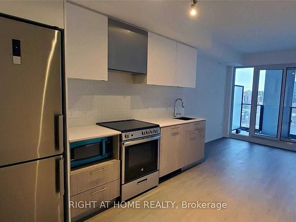 2nd image of 251 Jarvis St #818