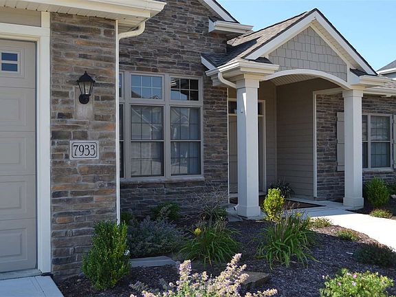 3rd image of 7933 Shady Lake Ct