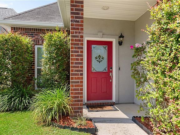2nd image of 197 Emerald Oaks Dr #197