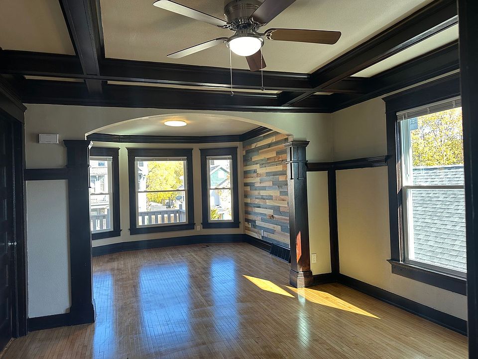 1st image of 2623-25 W Vine St #2625