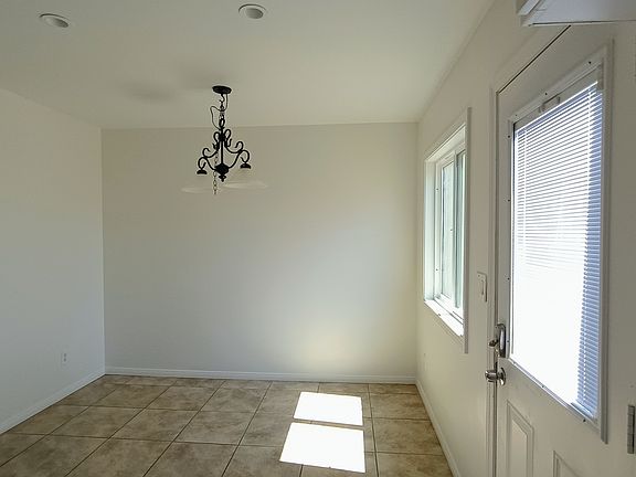 5th image of 5130 Savannah St