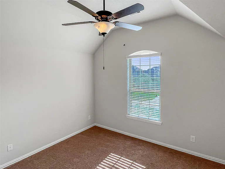 25310 Evergreen Bend Dr — Photo 29