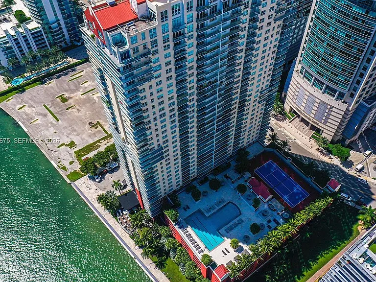 1155 Brickell Bay Dr #1205 — Photo 2