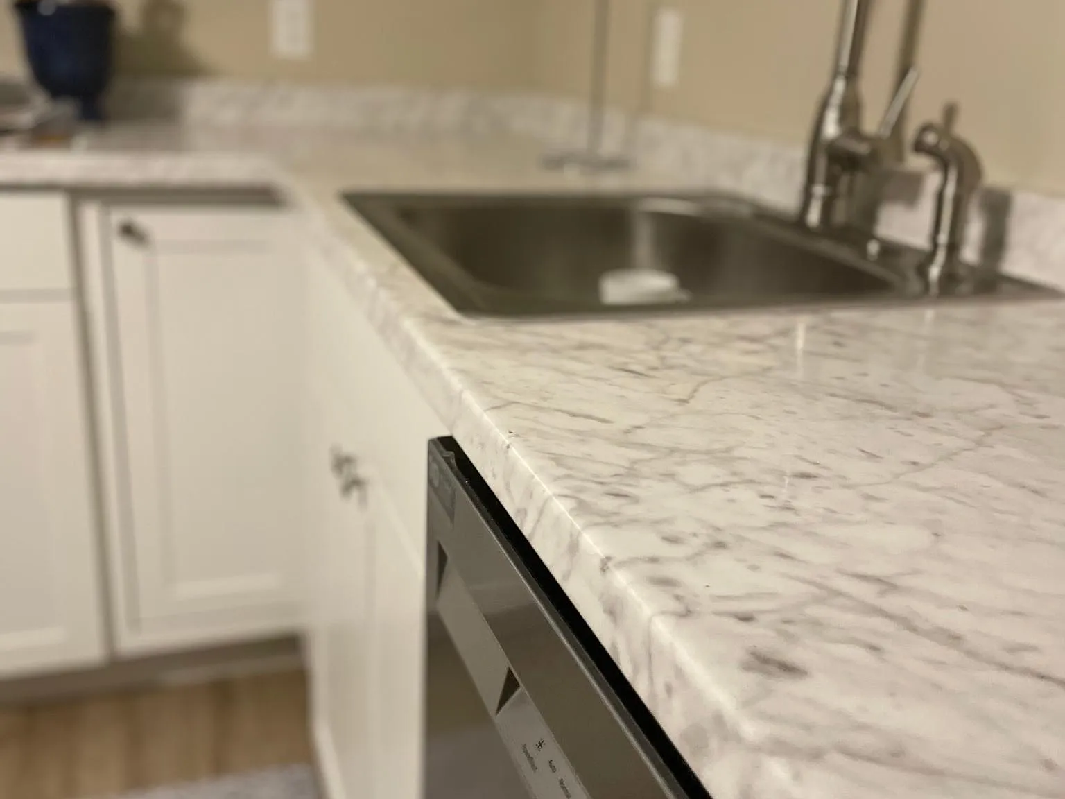 1 bed, 900 sqft, $2,450 — Photo 2
