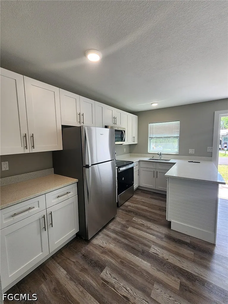 1 bed, 1.0 bath, 500 sqft, $1,200 — Photo 2