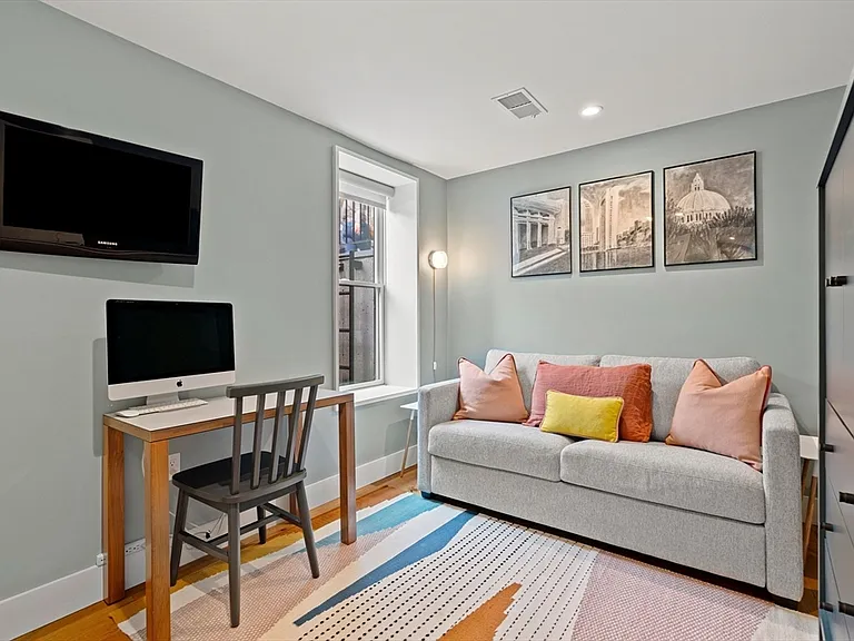 178 Thornton St #1 — Photo 17