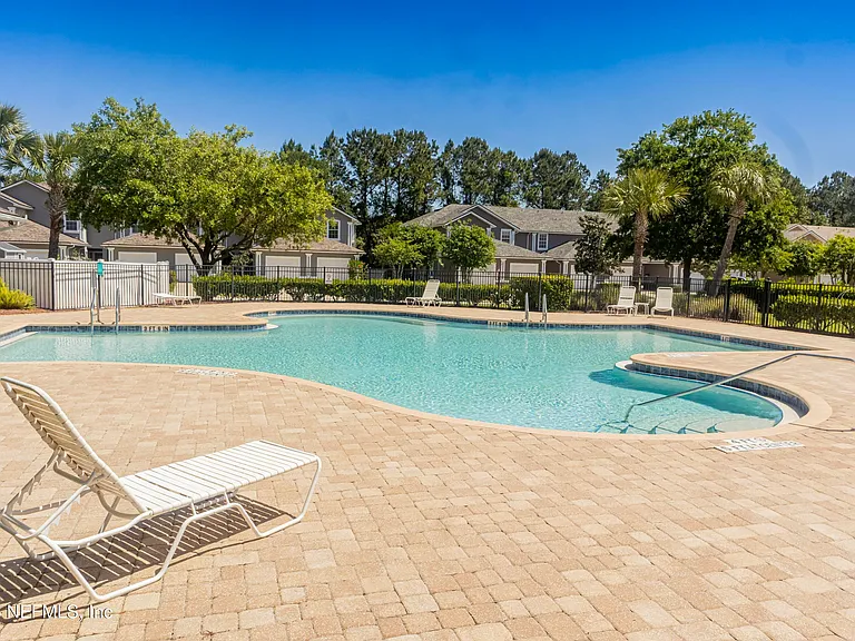 762 Scrub Jay Dr — Photo 12