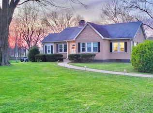 2705 Cox Mill Rd, Hopkinsville, KY 42240
