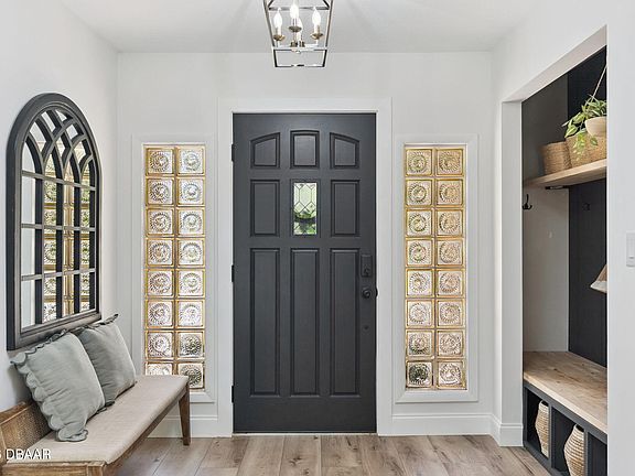 5th image of 1908 Poppy Ln