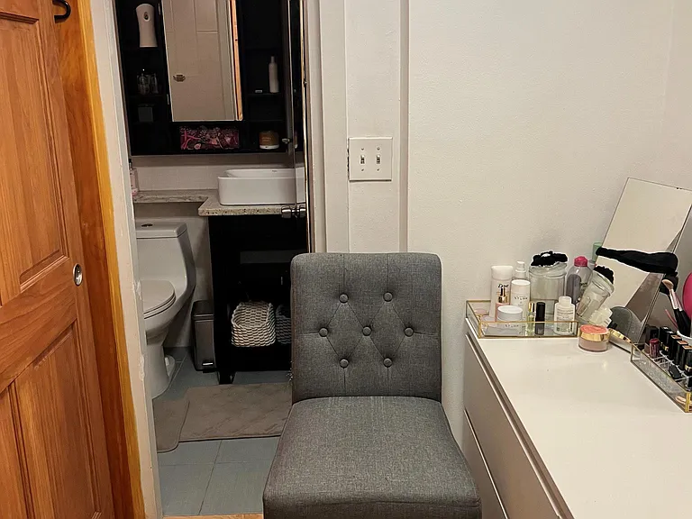 2 Hawthorne Pl — Photo 4