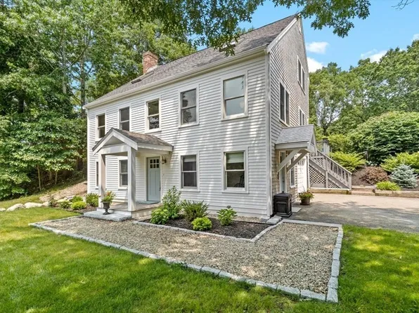 19 Bellevue Rd, Plymouth, MA 02360