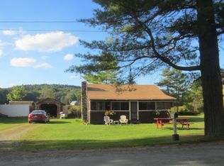 842 Halls Lake Road, Newbury, VT 05051