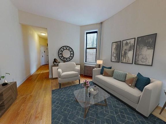 3rd image of 226 E 36th St #4A2
