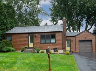 9 Fairview Rd, Westborough, MA 01581