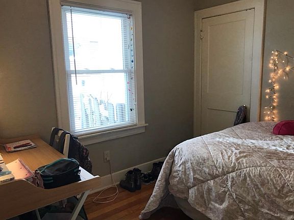 3rd image of 500 Virginia Ave