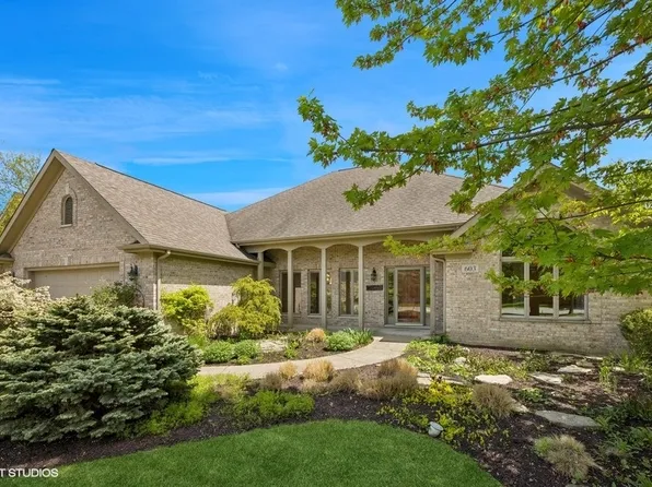 603 Iris Ct, Crystal Lake, IL 60014