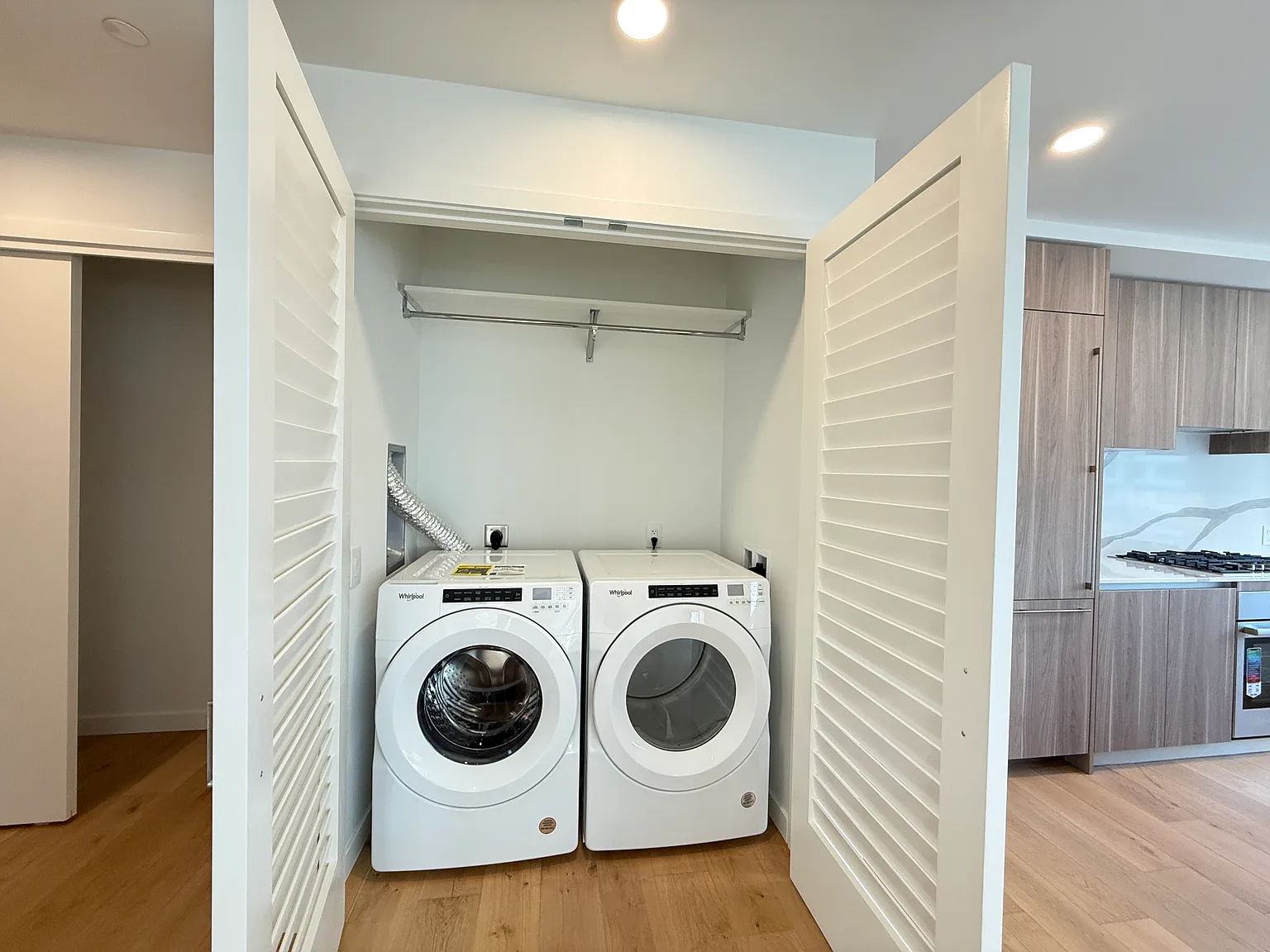 2 bed, 1113 sqft, $5,600 — Photo 3