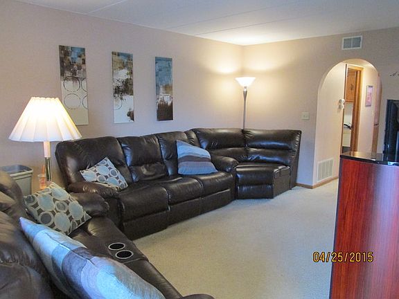 4th image of 16749 Paxton Ave APT 2S