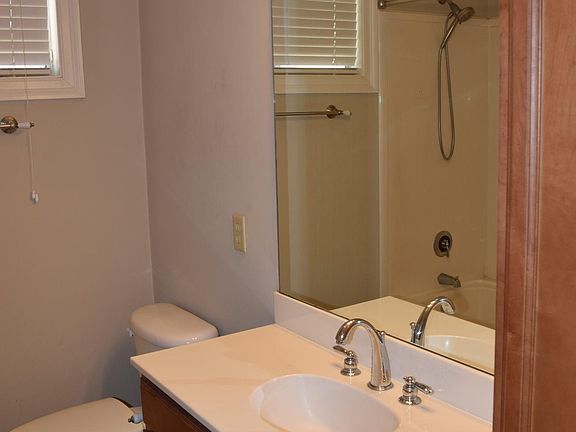 2nd image of 3590 Spottswood Ave