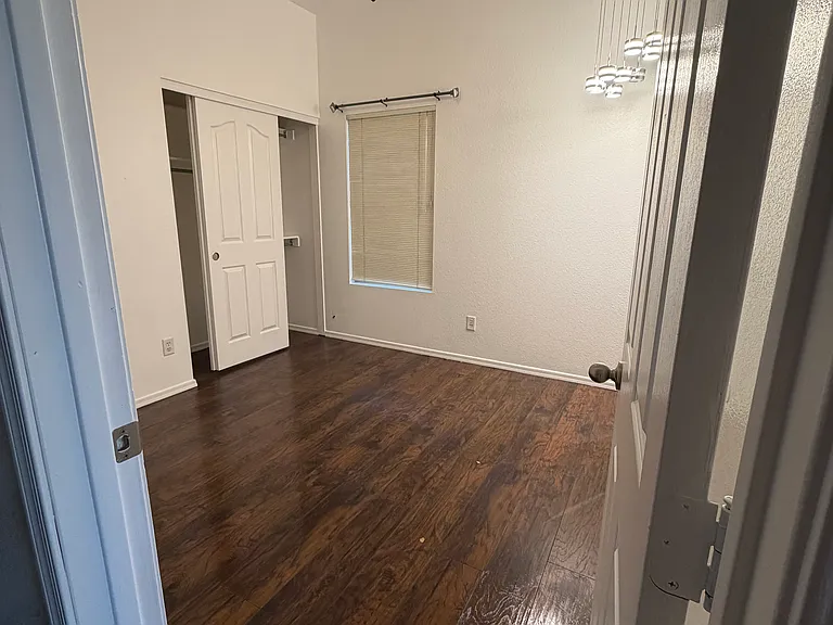 2457 N 125th Ln — Photo 25
