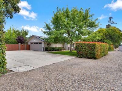 1337 E Rialto Ave, Fresno, CA, 93704