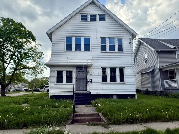 656 Hammel St, Akron, OH 44306