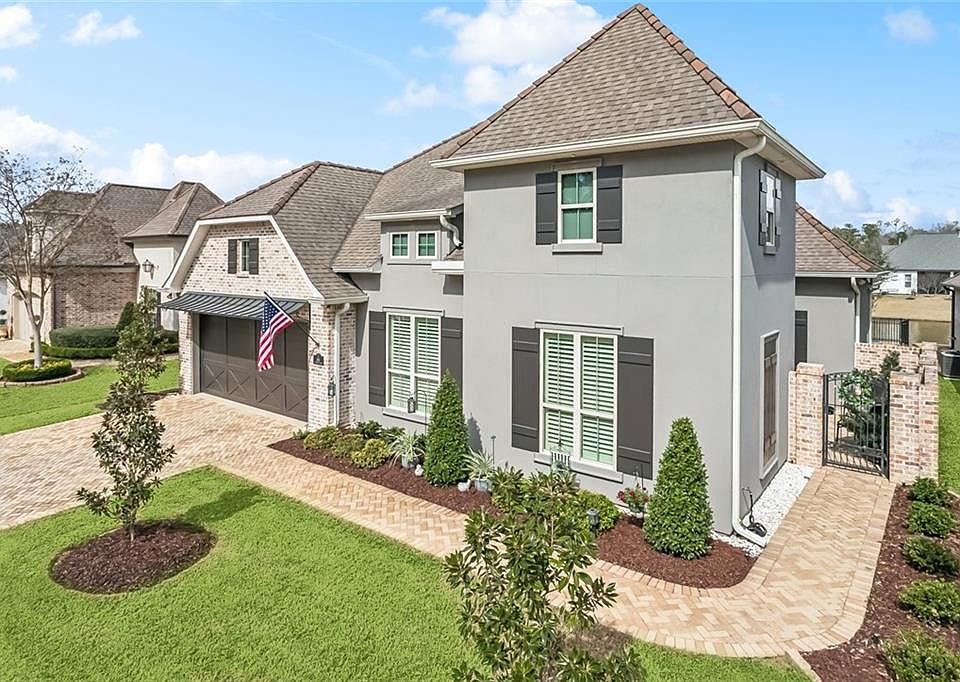 1st image of 898 S Corniche Du Lac