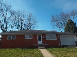 5421 Meadowood Dr, Indianapolis, IN