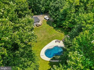 280 Llewelyn Ln, Huntingtown, MD 20639