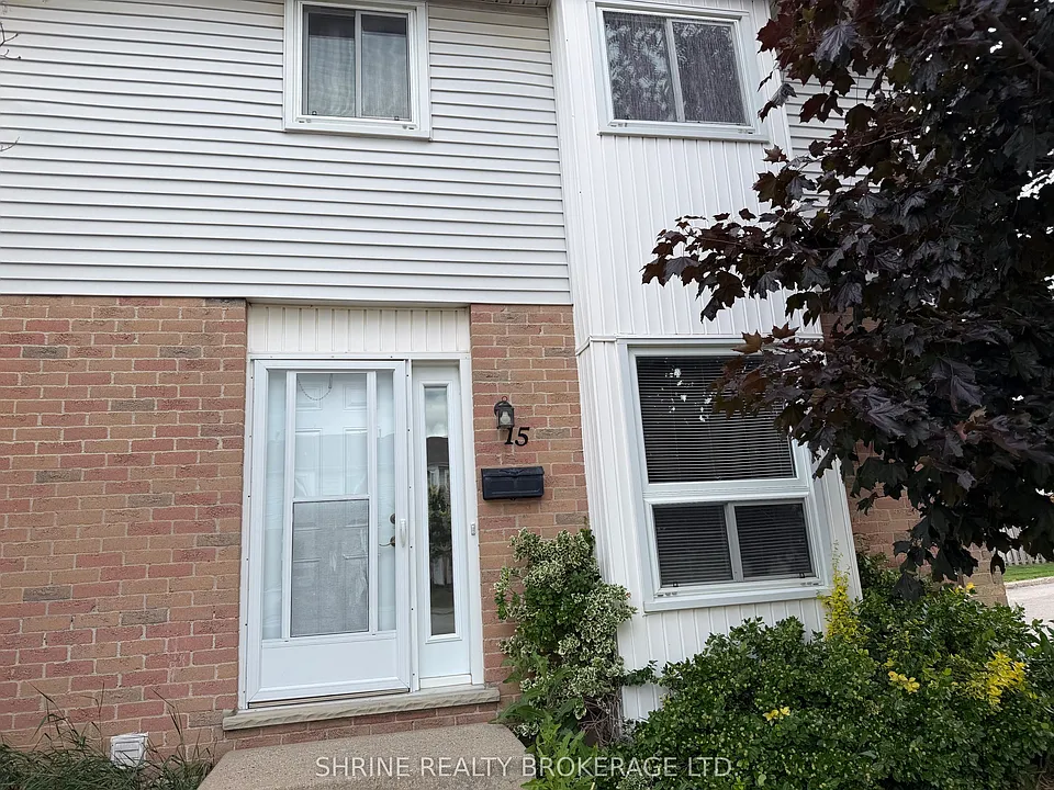 110 Deveron Cres #15