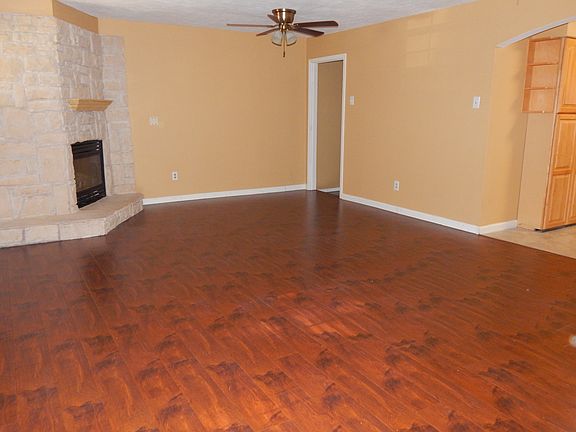 5th image of 3126 Lawson St