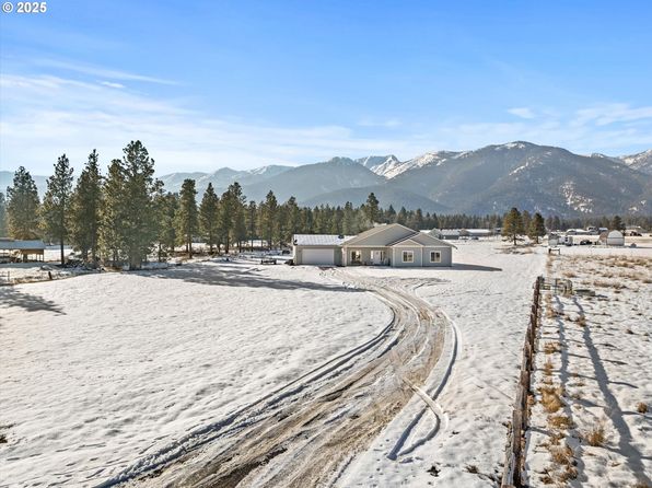 44790 Shaun Cir, Baker City, OR 97814
