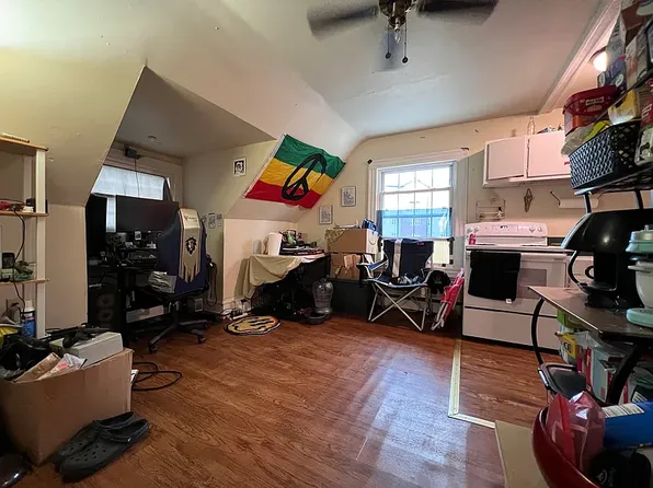 381 Forest Ave #D, Morgantown, WV 26505