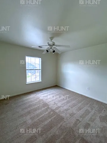 4011 Hemlock Ct — Photo 7