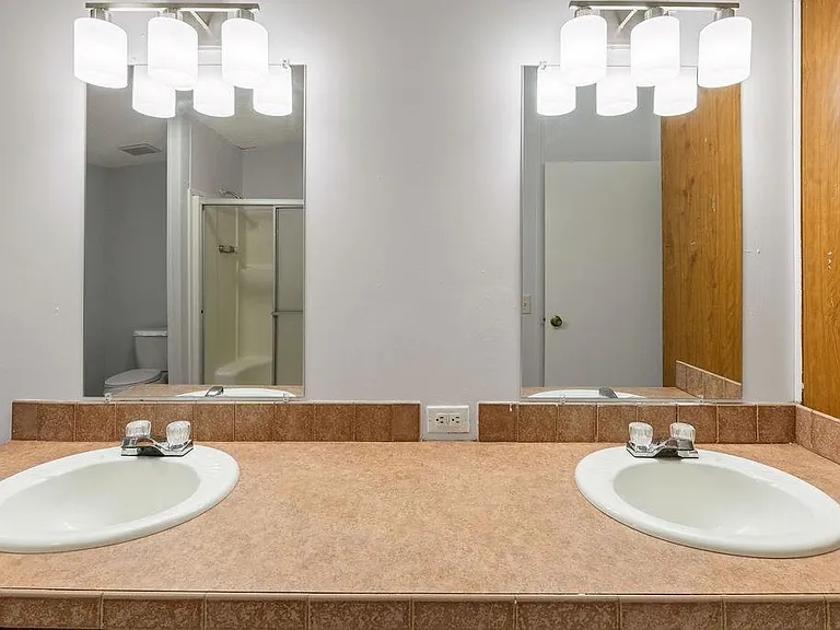 16474 N Emerson Cir — Photo 13