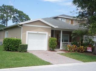 644 NE Bent Paddle Ln, Port Saint Lucie, FL 34983