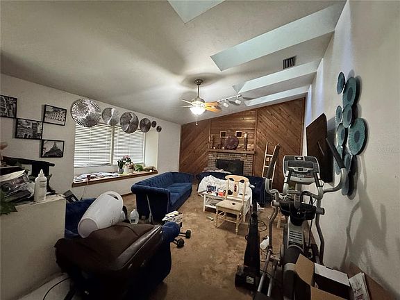 3rd image of 713 NW 95TH TERRACE