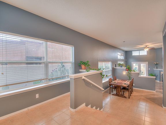 3rd image of 5611 Bosque Vista Dr NE