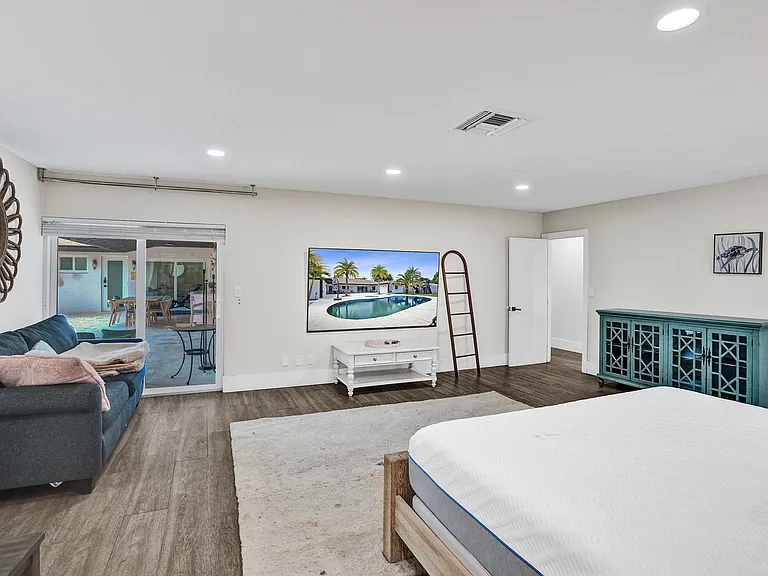 343 Layne Blvd — Photo 40