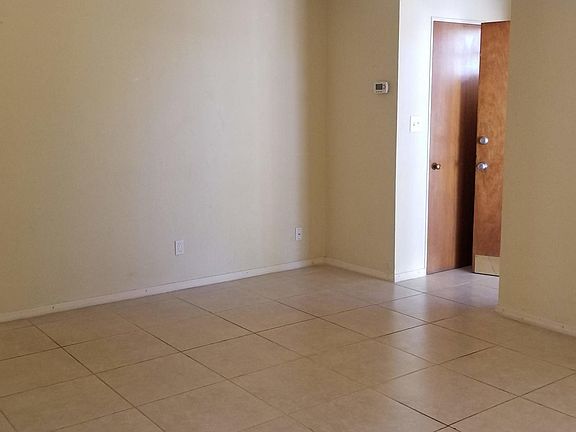5th image of 709 S Erin Ave